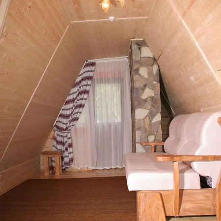 On Dovbush Path Hotel