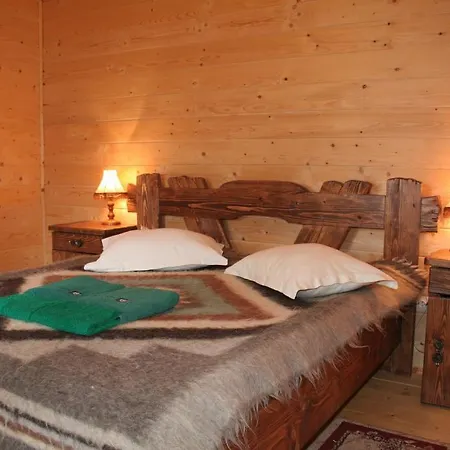 On Dovbush Path Hotel Yaremche